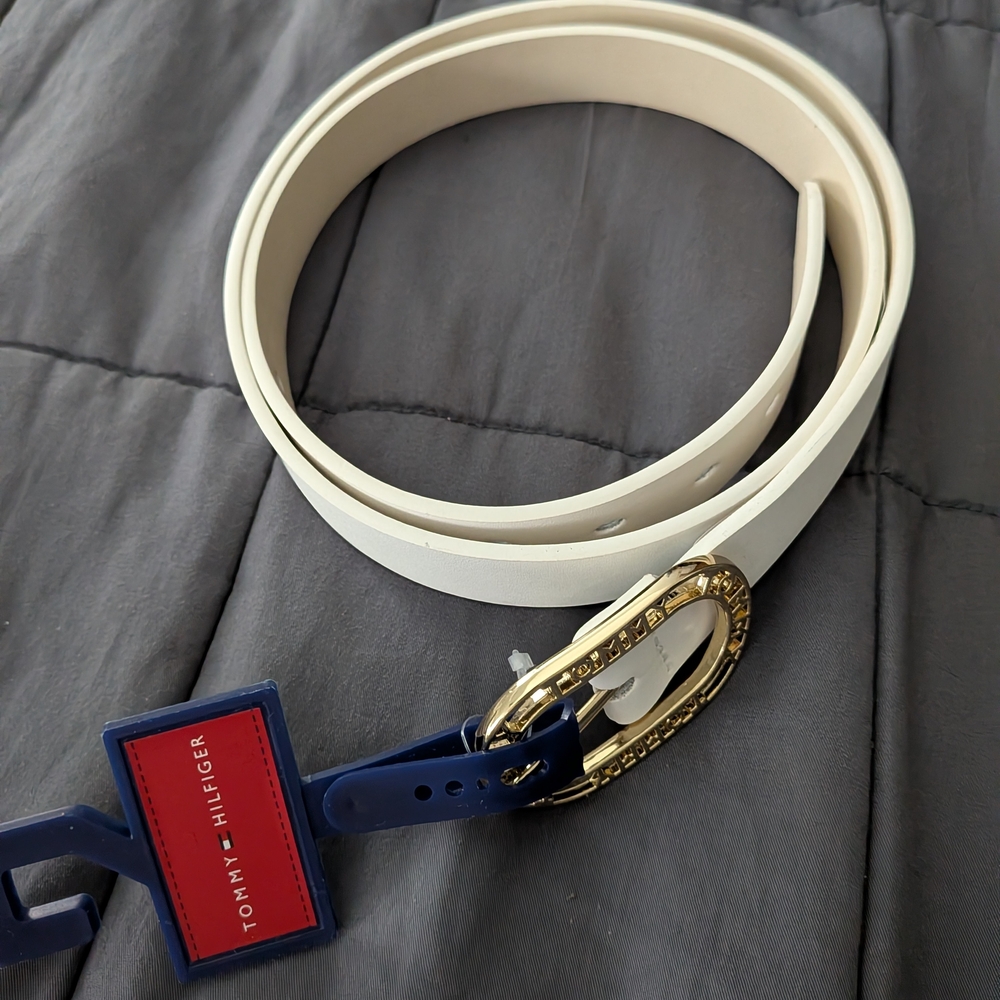 Tommy Hilfiger Cream Belt with Gold Buckle